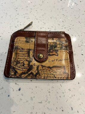 Patricia Nash card wallet